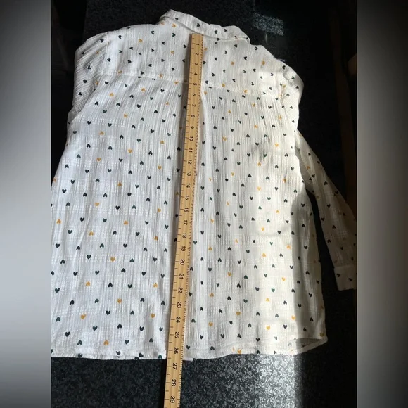 M&CO Heart Print Blouse - Picture 6 of 12